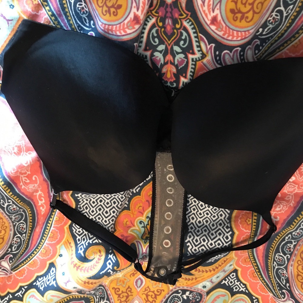 Victoria’s Secret bras
